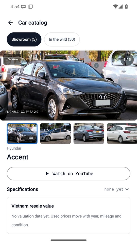 The Hyundai Accent detail screen with its photo gallery